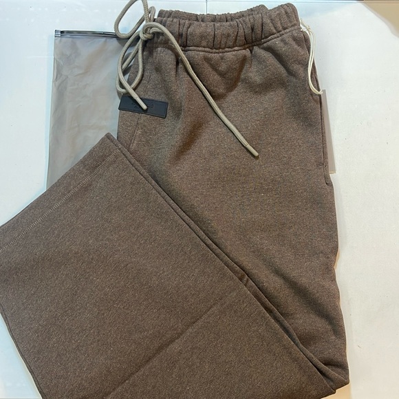 fear of god essentials 2024 heather wood lounge sweatpants - Picture 1 of 8